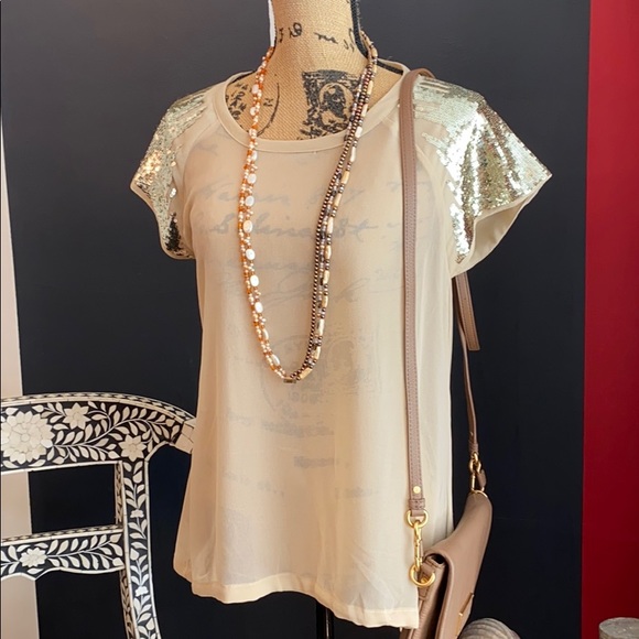 Top - Picture 3 of 4